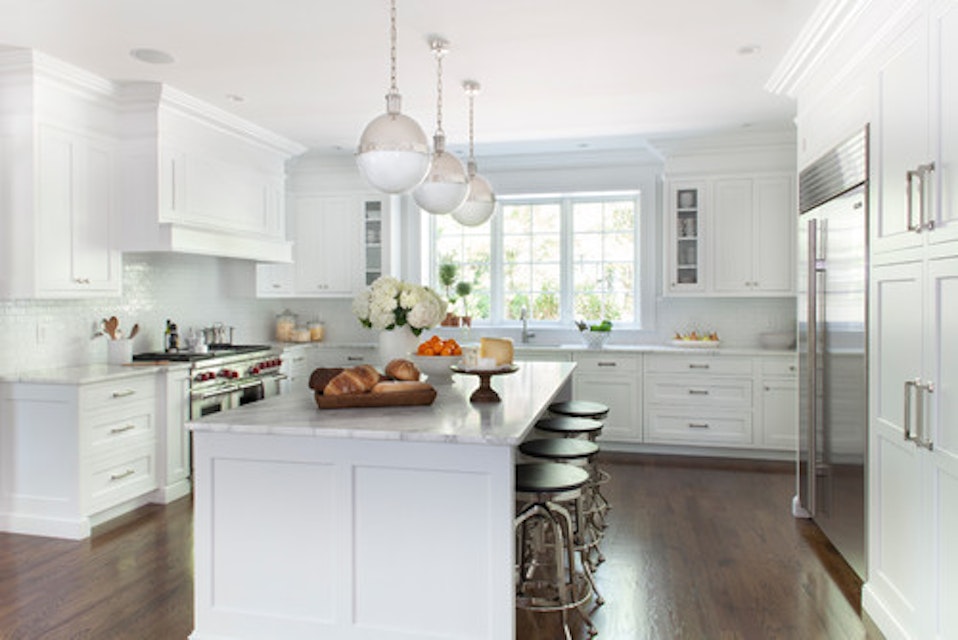 Why White Kitchen Cabinets are a Classic Choice